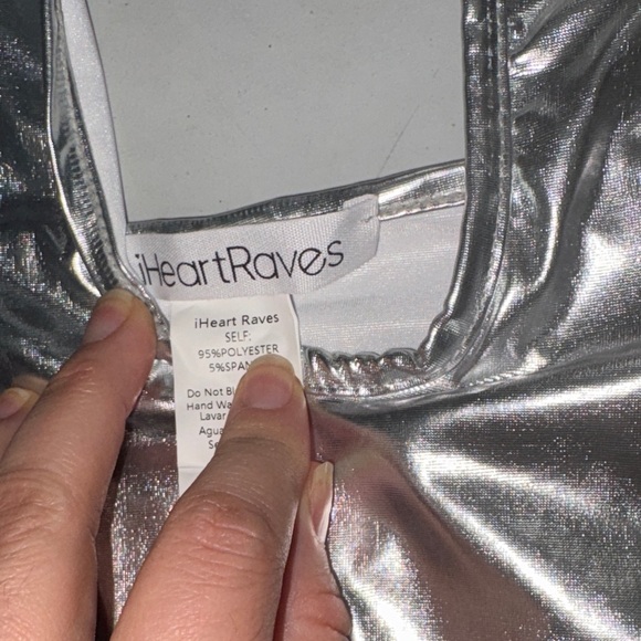 #43 Silver Halter Bodysuit - Picture 4 of 5